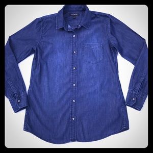 Banana Republic Chambray Shirt (Small)